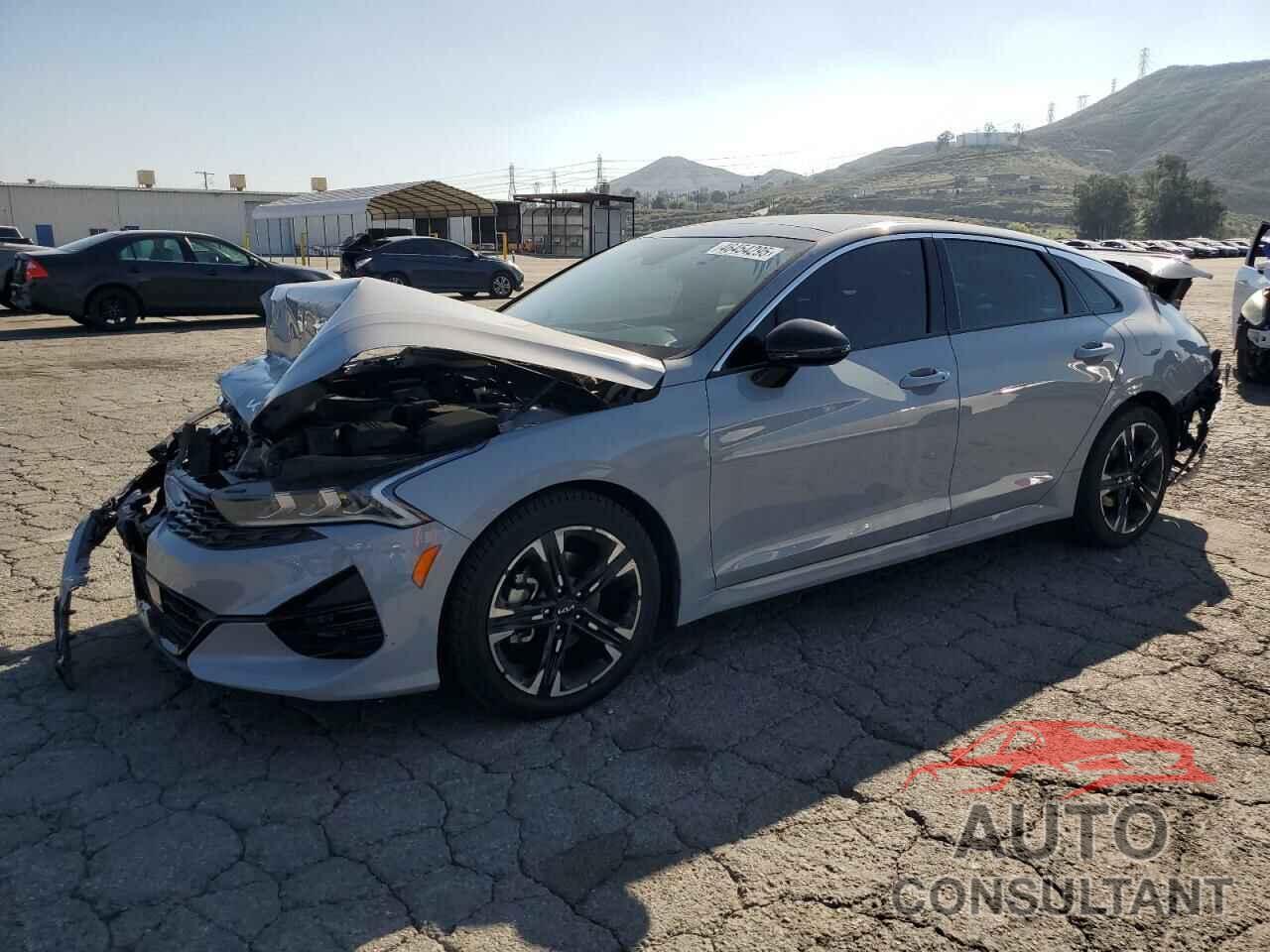 KIA K5 2023 - 5XXG64J28PG184634