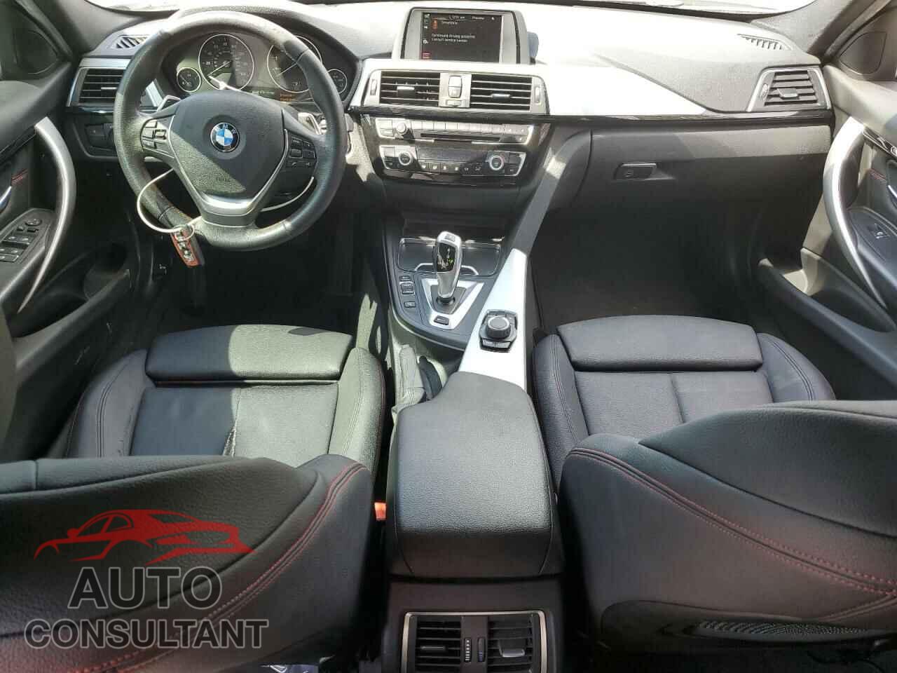 BMW 3 SERIES 2017 - WBA8E1C35HA159275