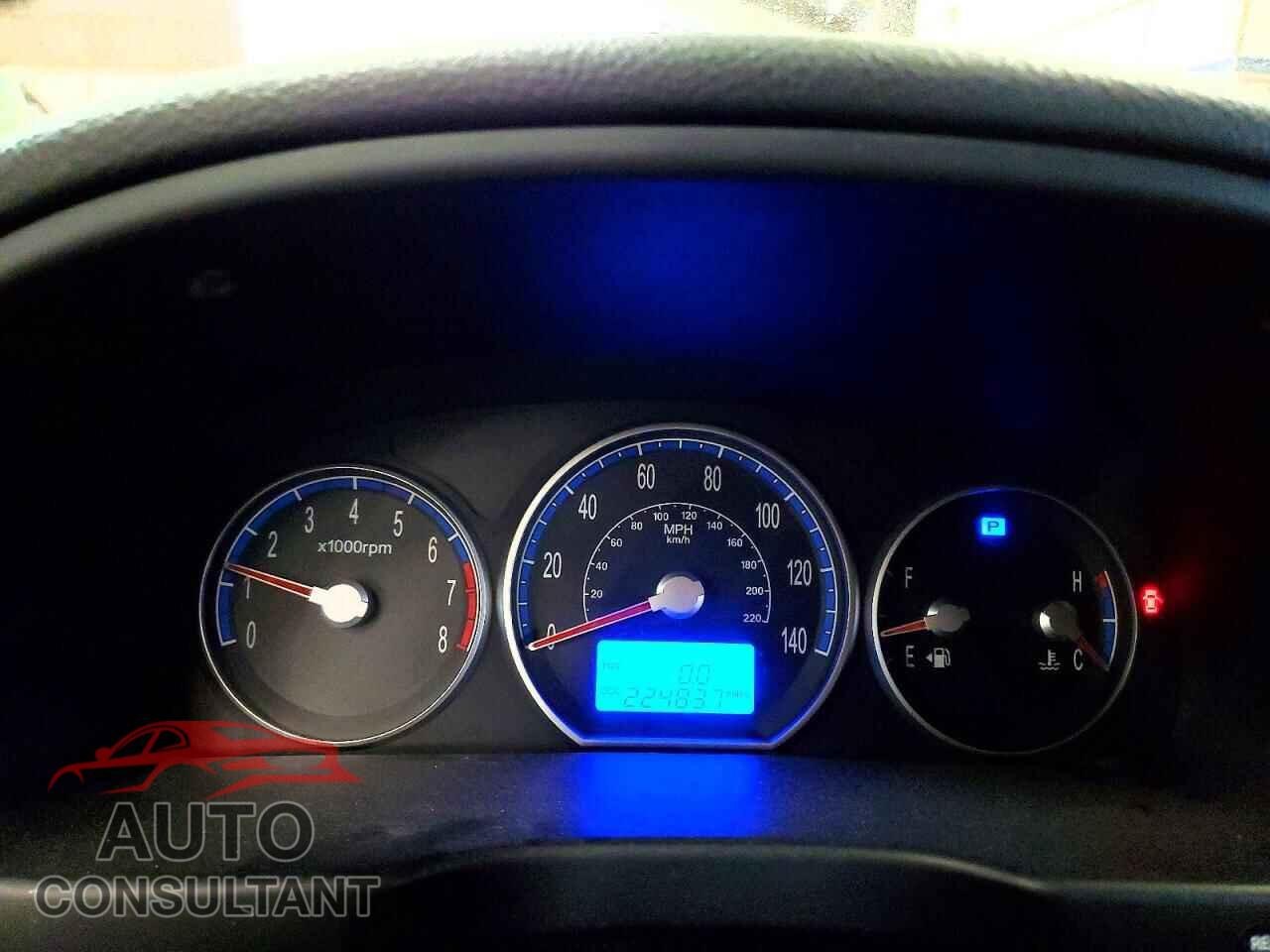 HYUNDAI SANTA FE 2009 - 5NMSG73D79H318464