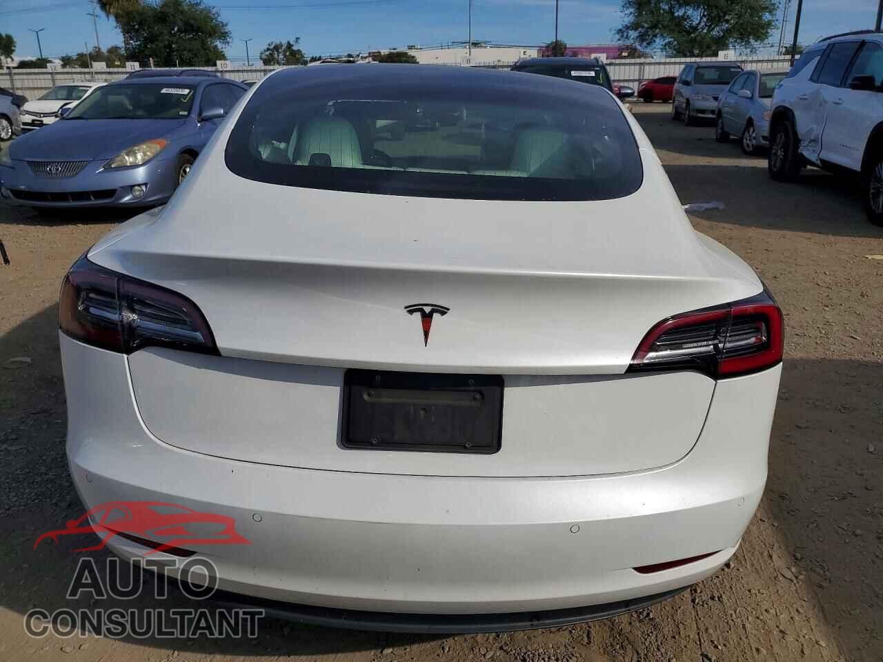 TESLA MODEL 3 2020 - 5YJ3E1EA0LF599414