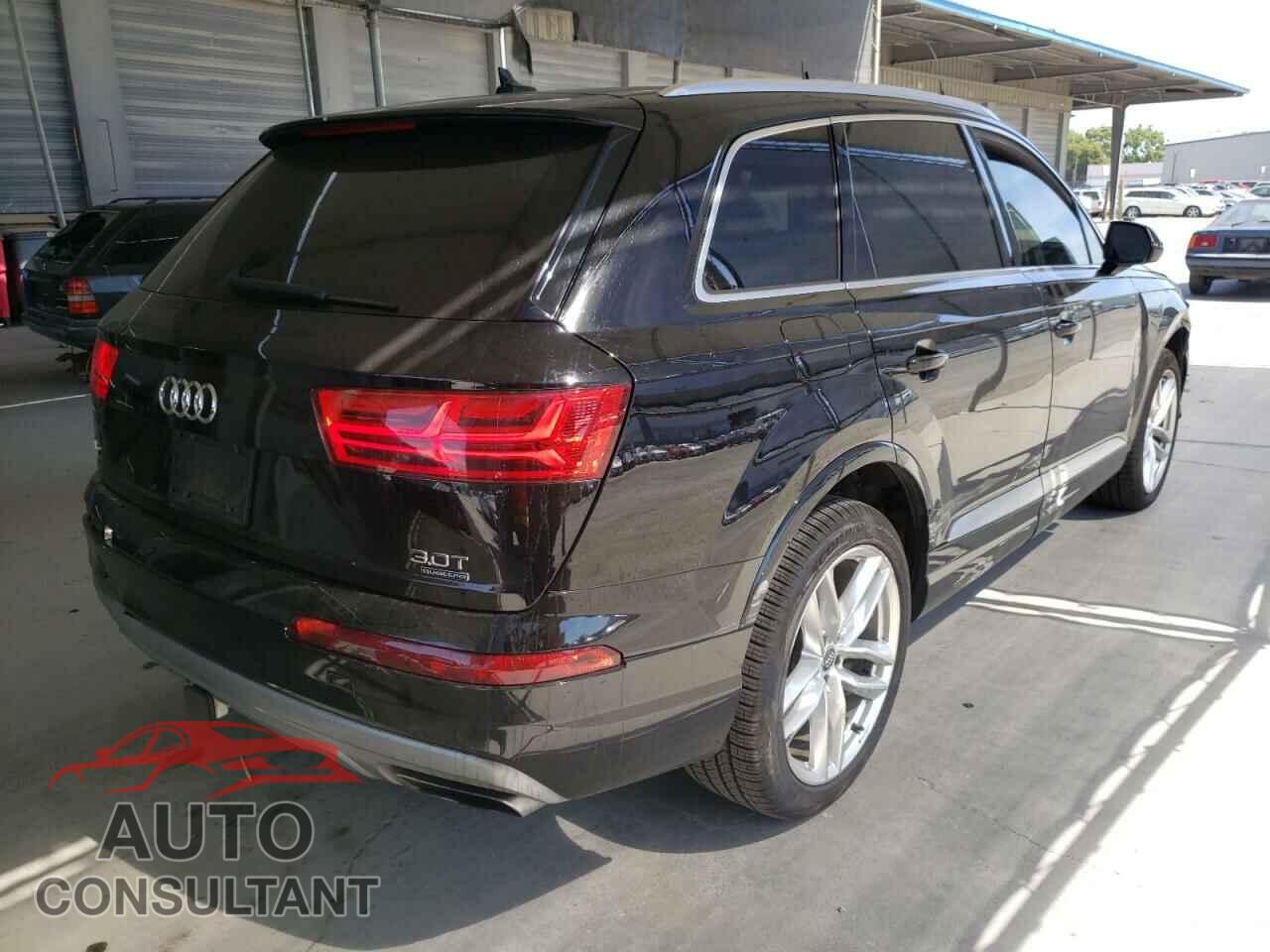 AUDI Q7 2018 - WA1VAAF71JD036314