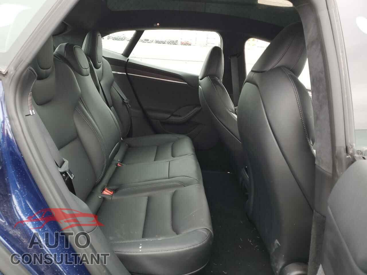 TESLA MODEL S 2022 - 5YJSA1E50NF488813
