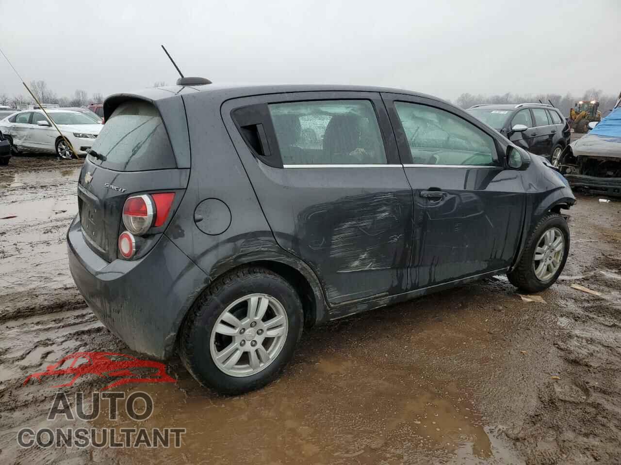 CHEVROLET SONIC 2015 - 1G1JC6SH6F4129727