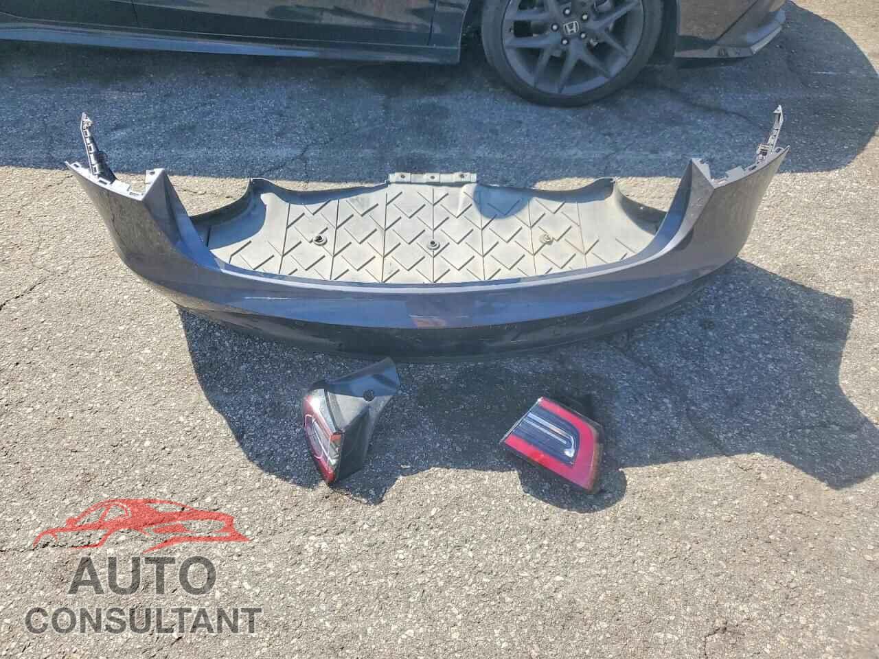 TESLA MODEL 3 2018 - 5YJ3E1EA6JF158271