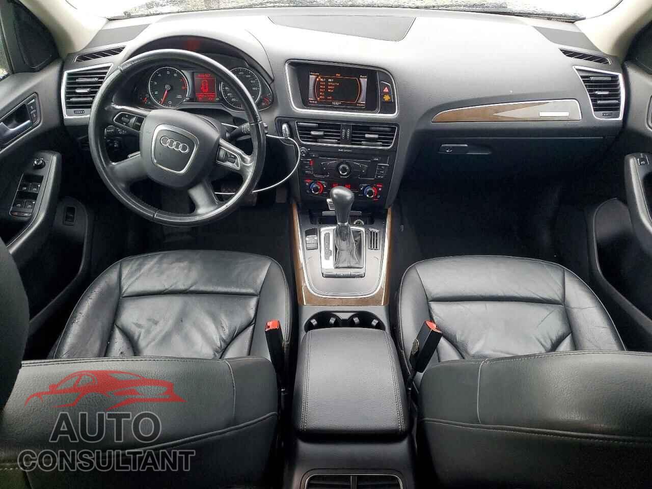 AUDI Q5 2011 - WA1CFAFP2BA081659