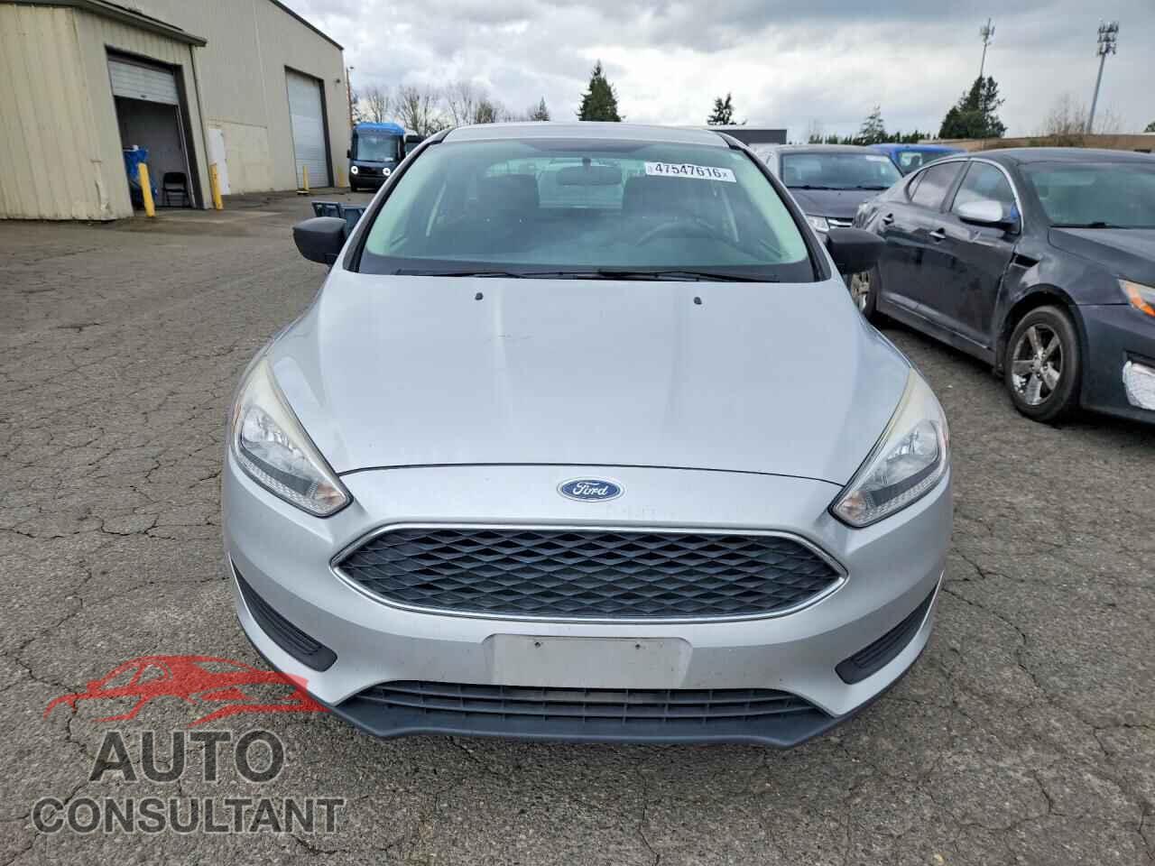 FORD FOCUS 2018 - 1FADP3E21JL205289