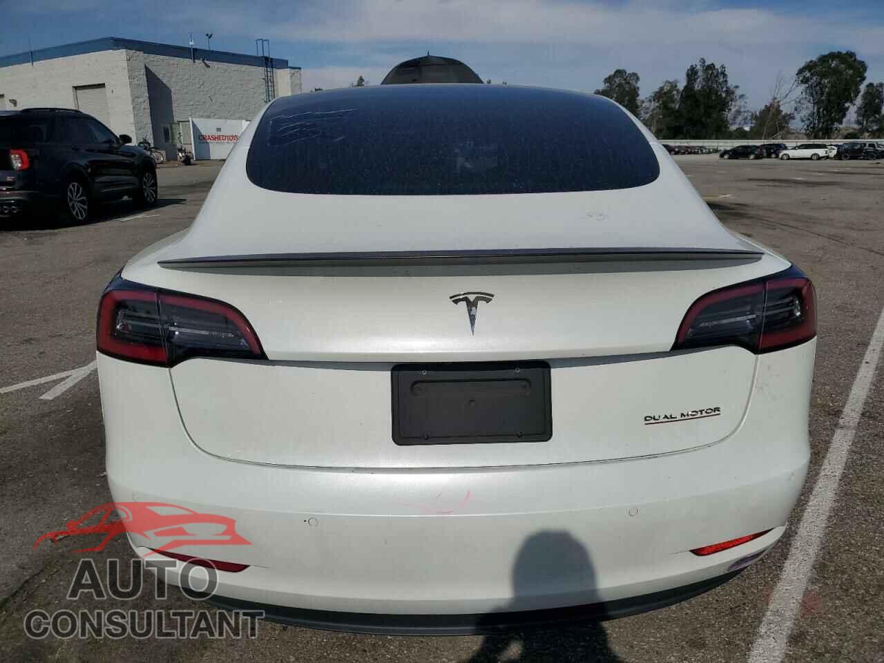 TESLA MODEL 3 2019 - 5YJ3E1EB6KF413656