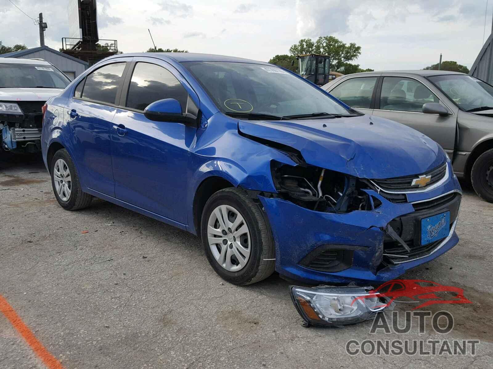 CHEVROLET SONIC 2017 - 1G1JB5SH7H4118154