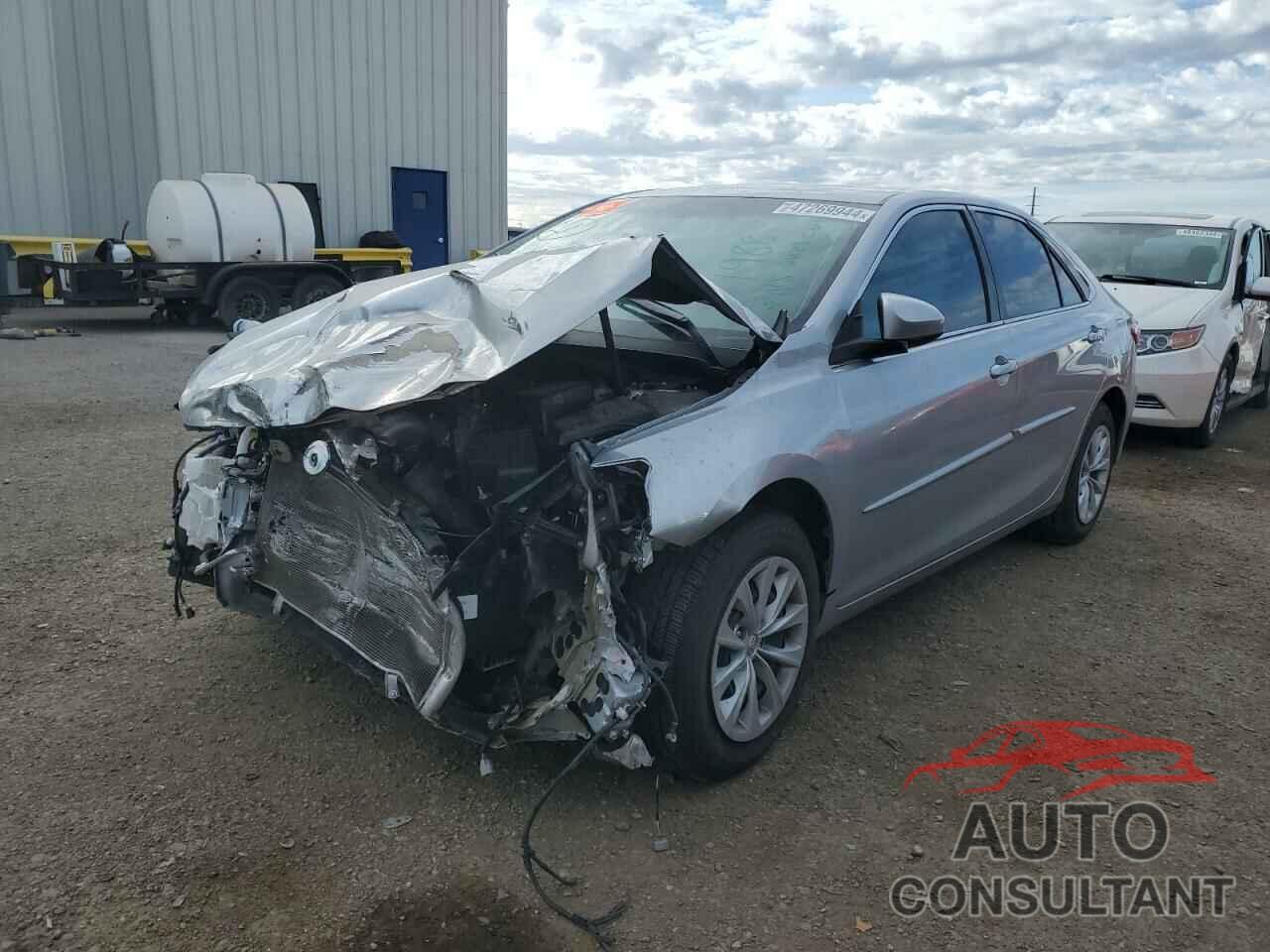 TOYOTA CAMRY 2016 - 4T4BF1FK7GR580275