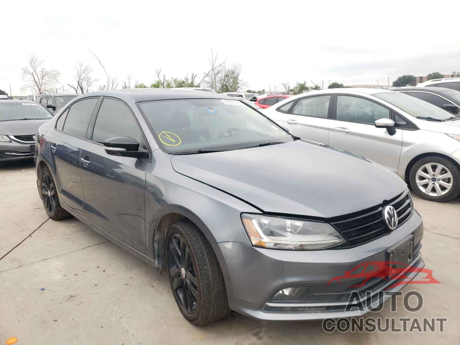 VOLKSWAGEN JETTA 2018 - 3VWD17AJXJM212608
