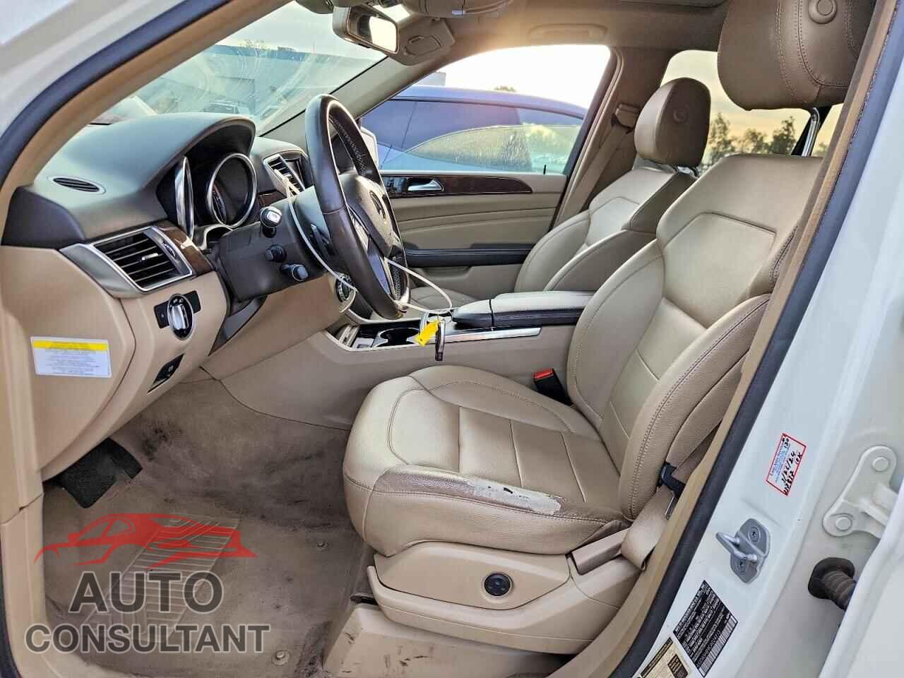 MERCEDES-BENZ M-CLASS 2012 - 4JGDA5HB9CA024213