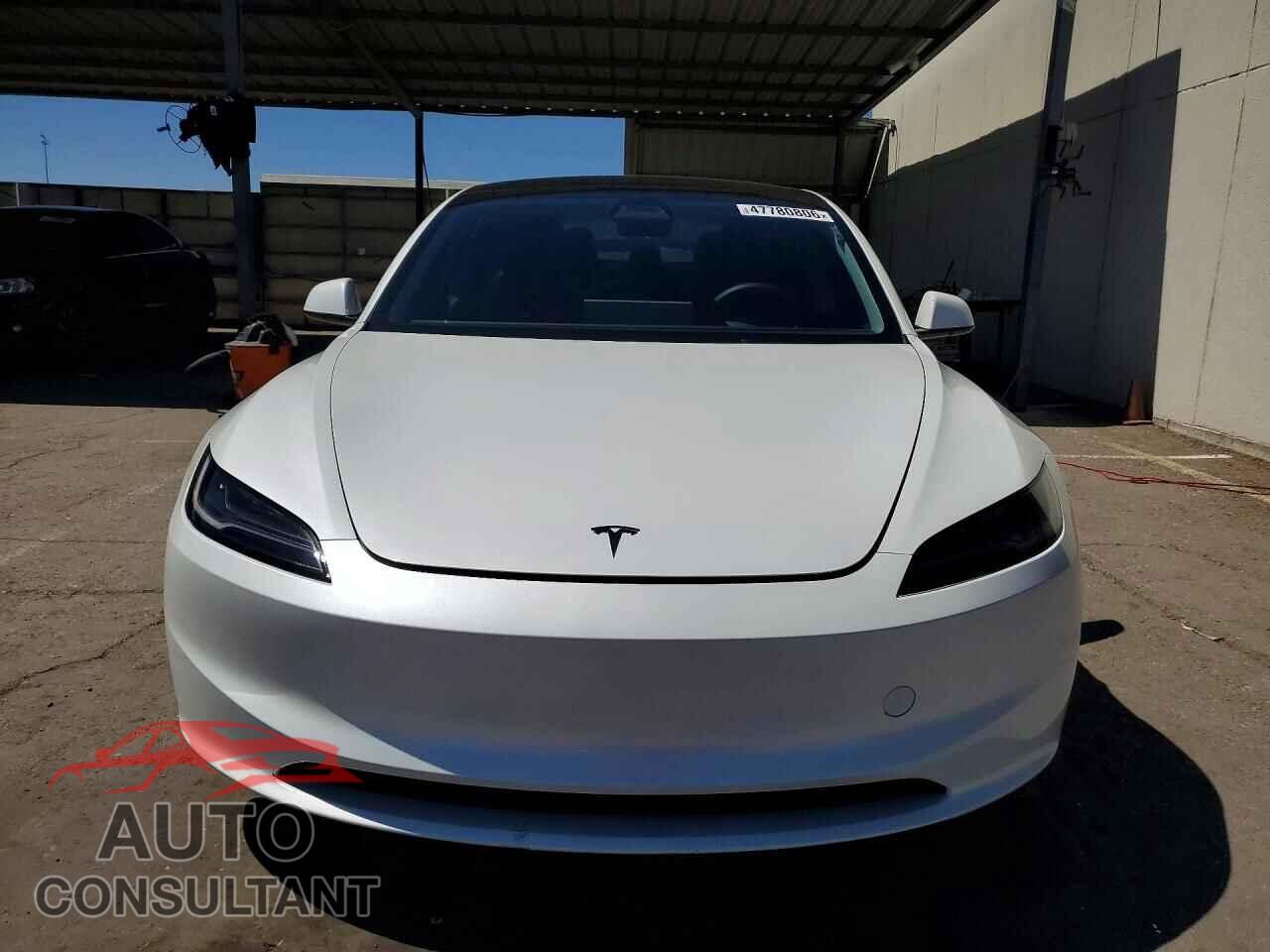 TESLA MODEL 3 2024 - 5YJ3E1EB6RF792183