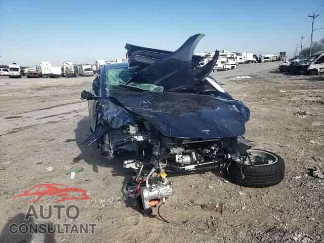 TESLA MODEL 3 2025 - 5YJ3E1EA1SF906135