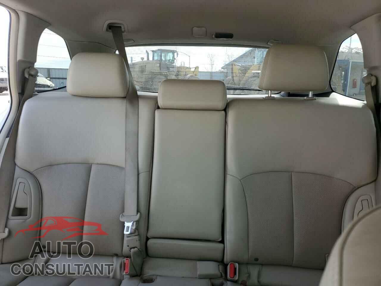 SUBARU OUTBACK 2013 - 4S4BRBPC1D3307543