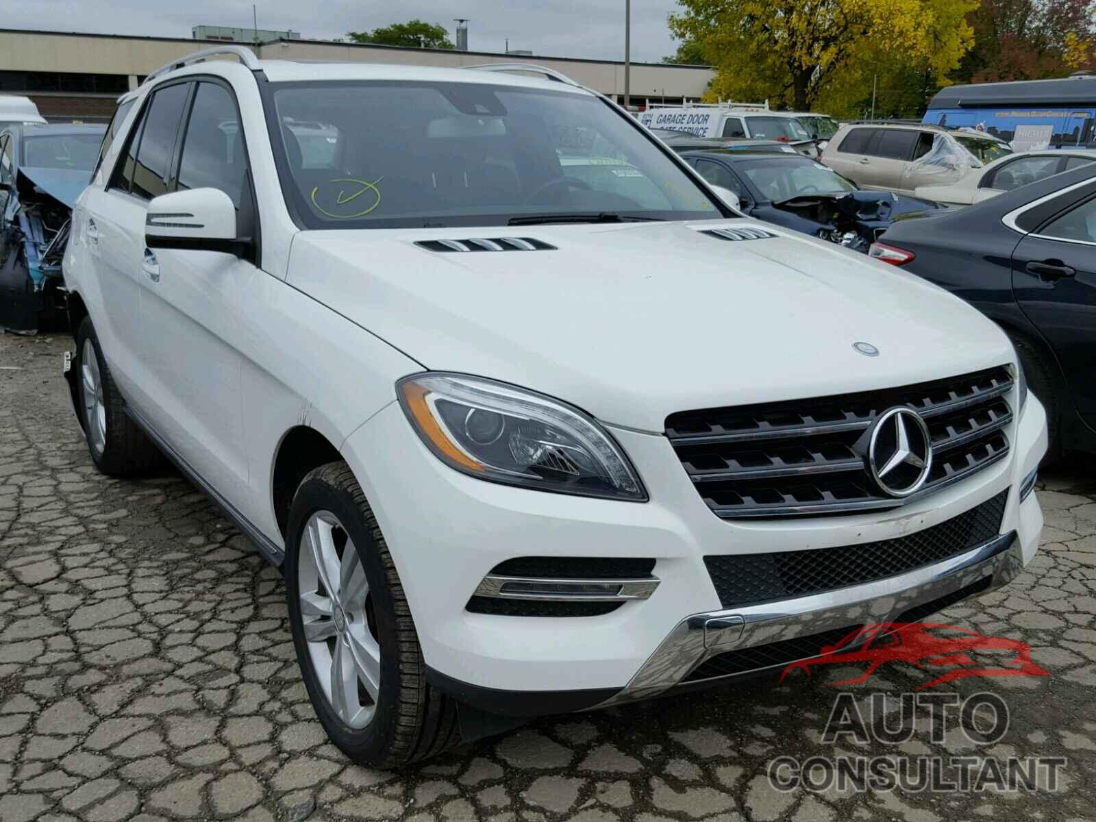 MERCEDES-BENZ ML 350 4MATIC 2015 - 4JGDA5HB4FA507984
