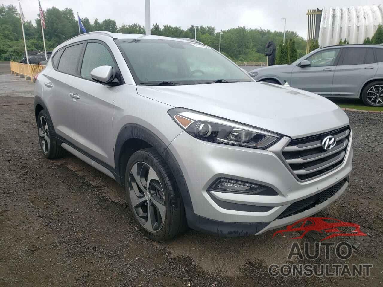 HYUNDAI TUCSON 2017 - KM8J3CA22HU589940