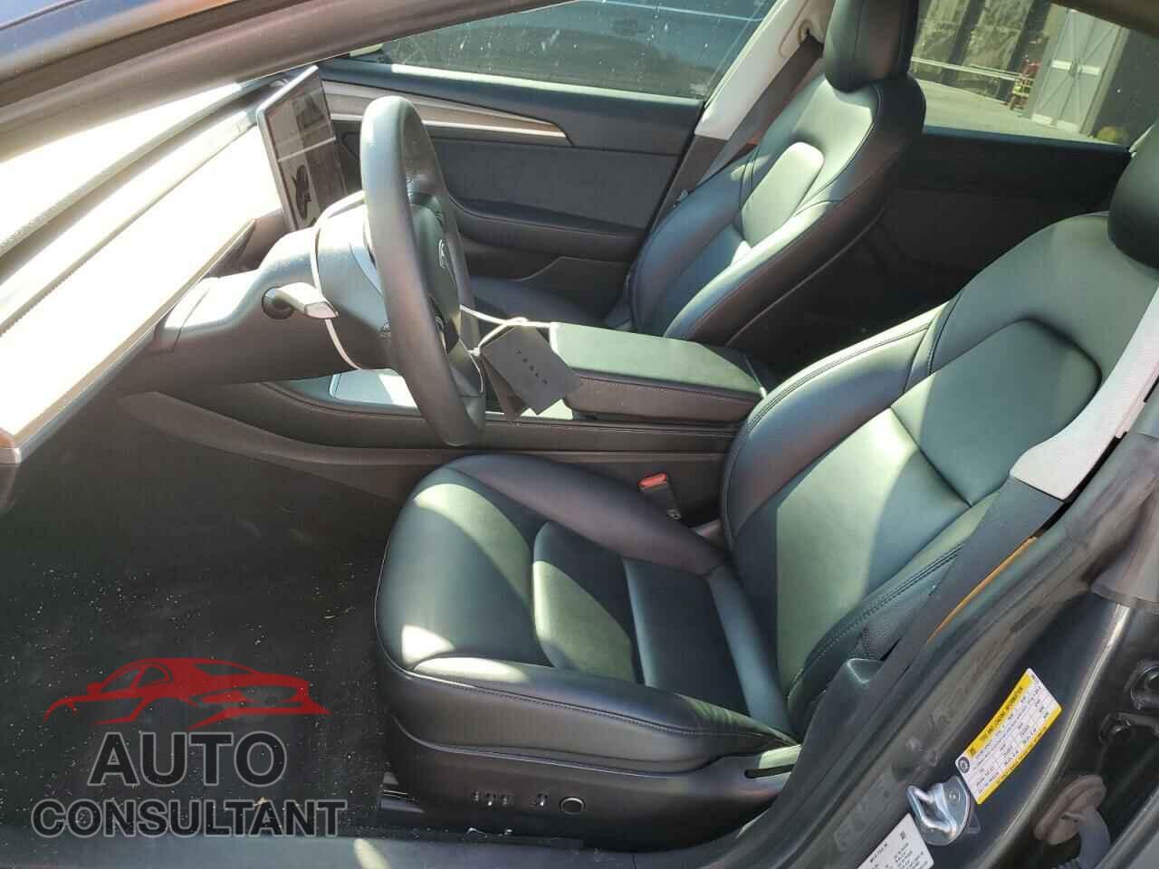 TESLA MODEL 3 2021 - 5YJ3E1EA6MF996725