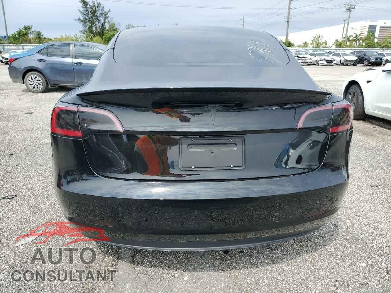 TESLA MODEL 3 2023 - 5YJ3E1EA2PF495769