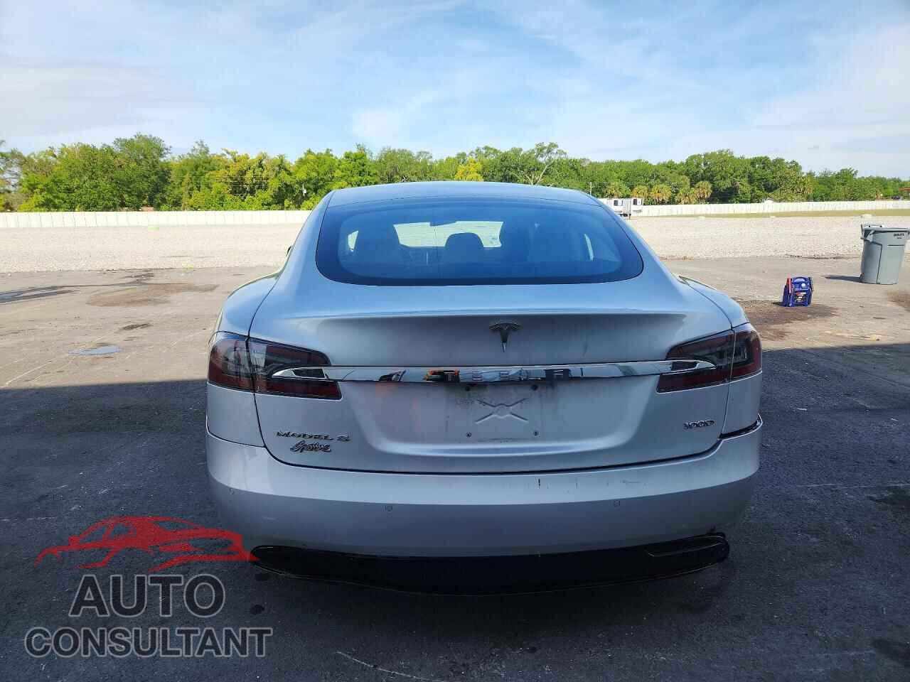 TESLA MODEL S 2017 - 5YJSA1E20HF183919