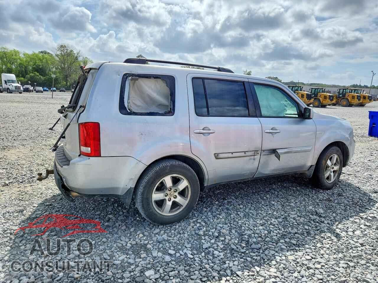 HONDA PILOT 2011 - 5FNYF3H61BB007183