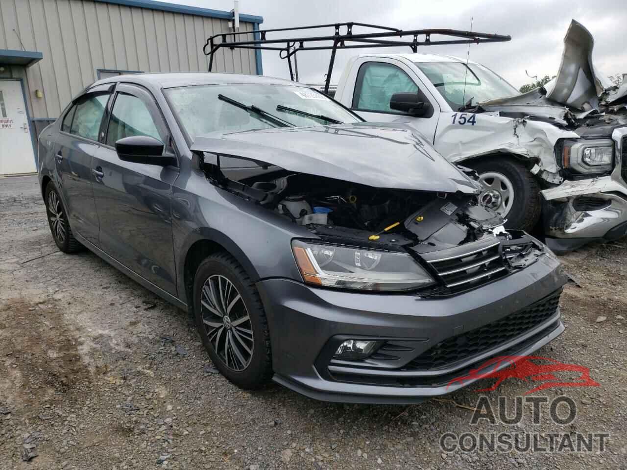 VOLKSWAGEN JETTA 2018 - 3VWB67AJ8JM215709