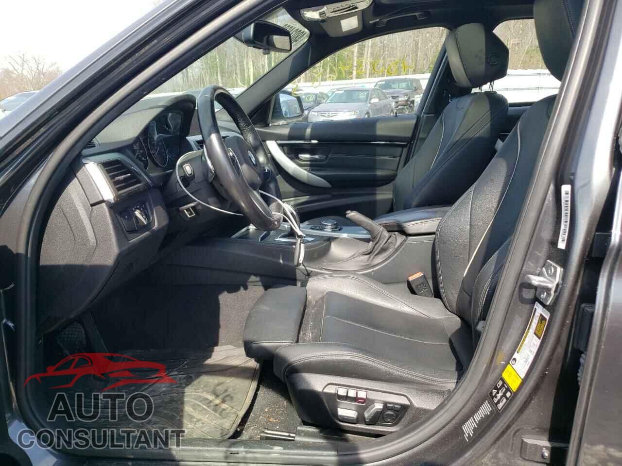 BMW 3 SERIES 2016 - WBA8E3G58GNU01443