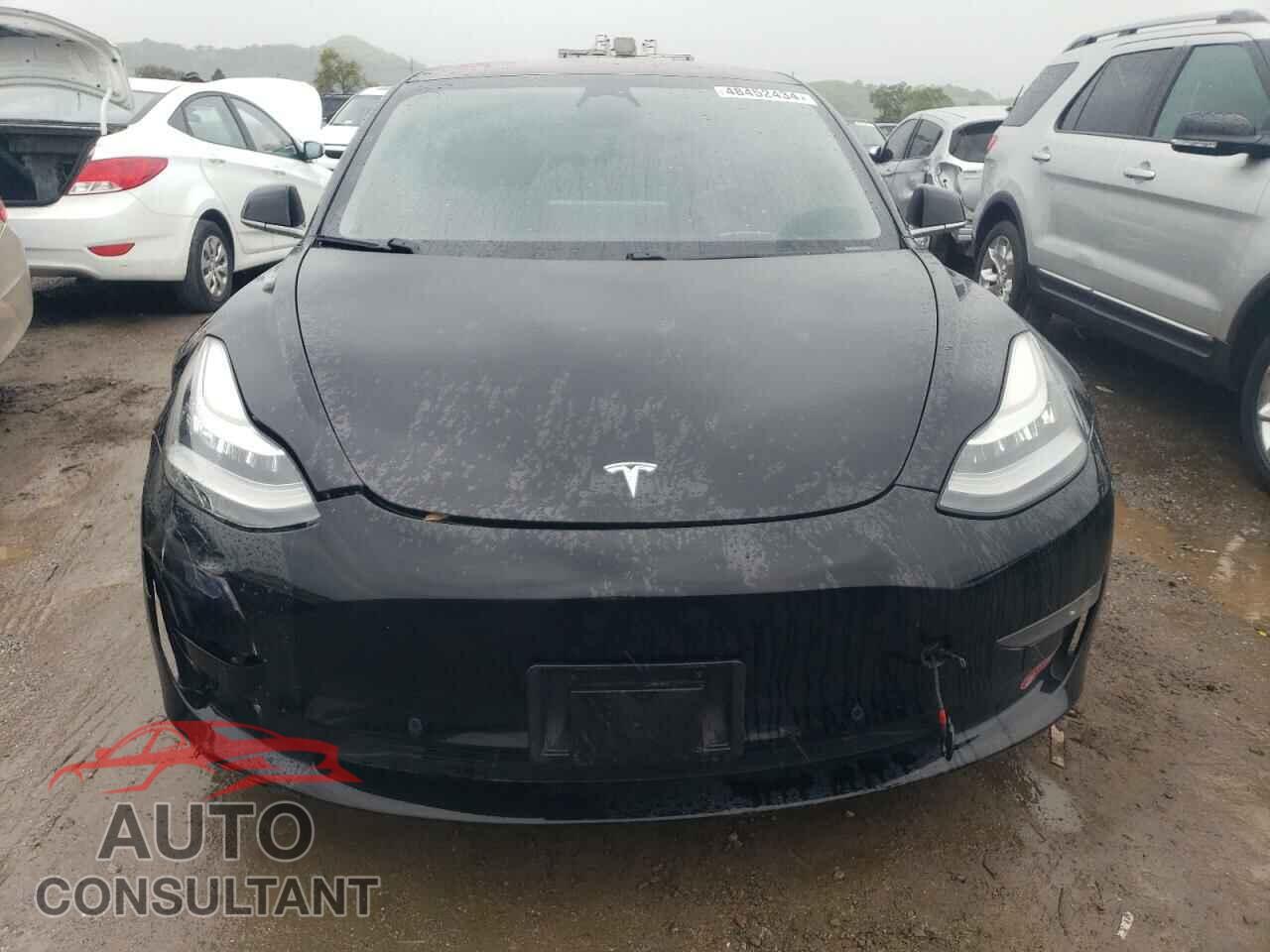 TESLA MODEL 3 2018 - 5YJ3E1EA5JF038865