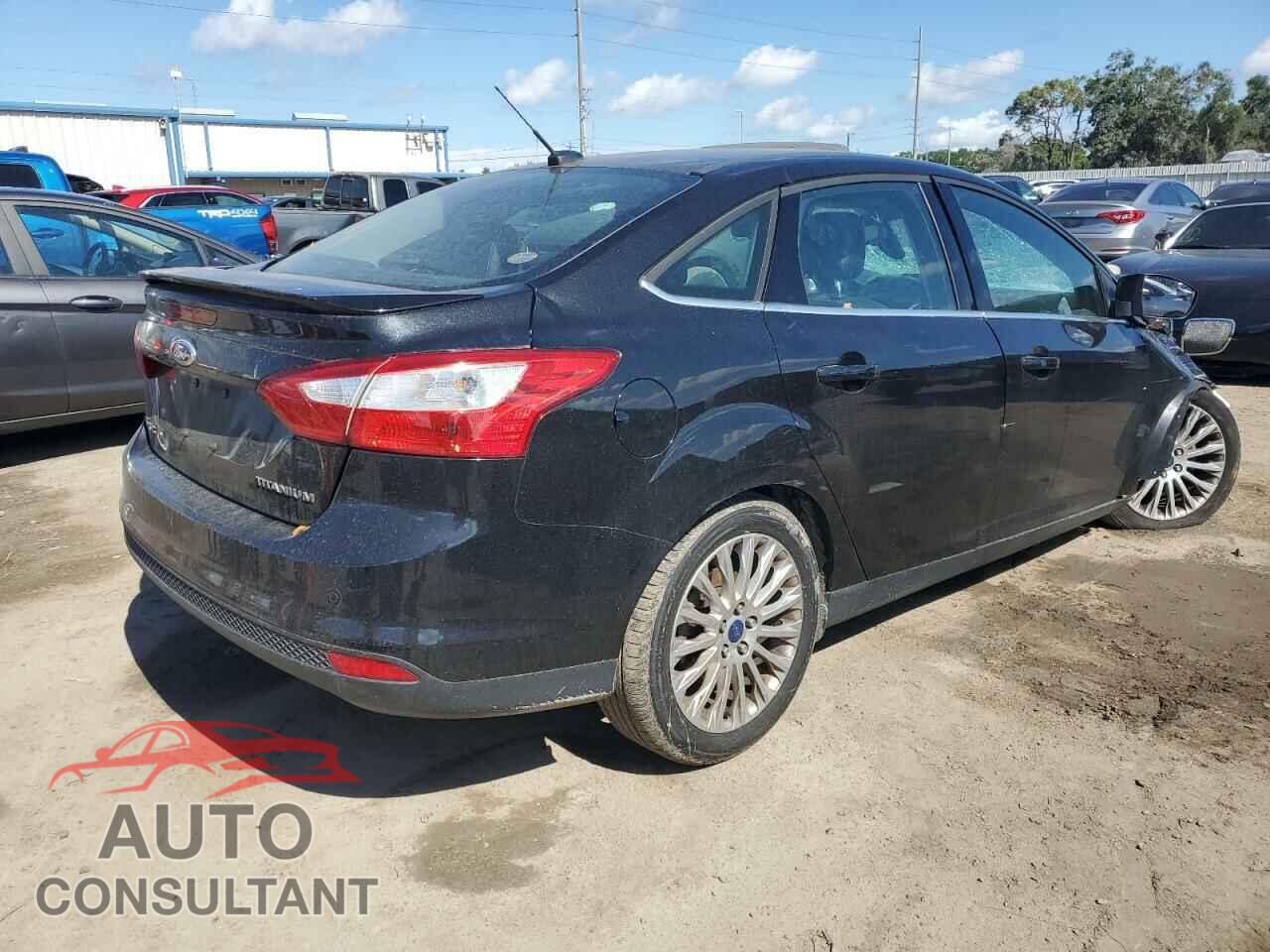 FORD FOCUS 2012 - 1FAHP3J29CL352499