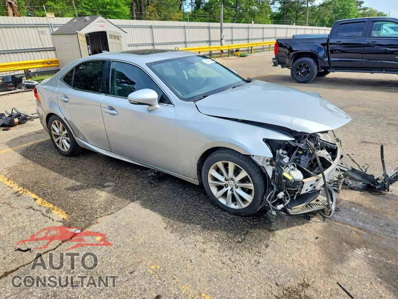 LEXUS IS 2015 - JTHBF1D29F5056618