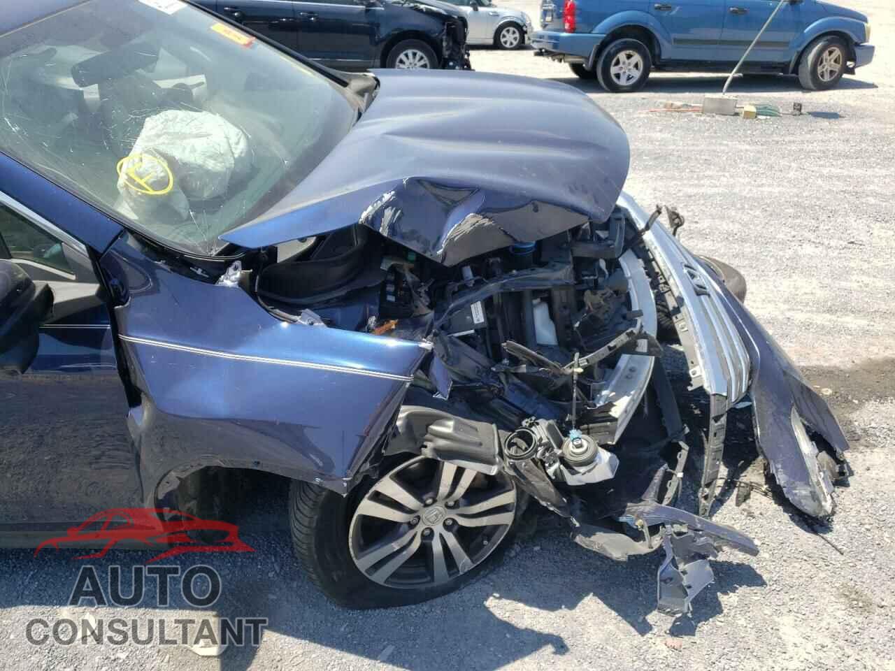 HONDA PILOT 2017 - 5FNYF6H5XHB053516