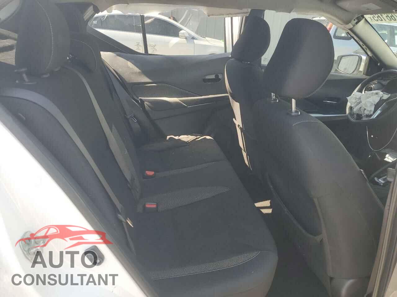NISSAN KICKS 2019 - 3N1CP5CU3KL564562
