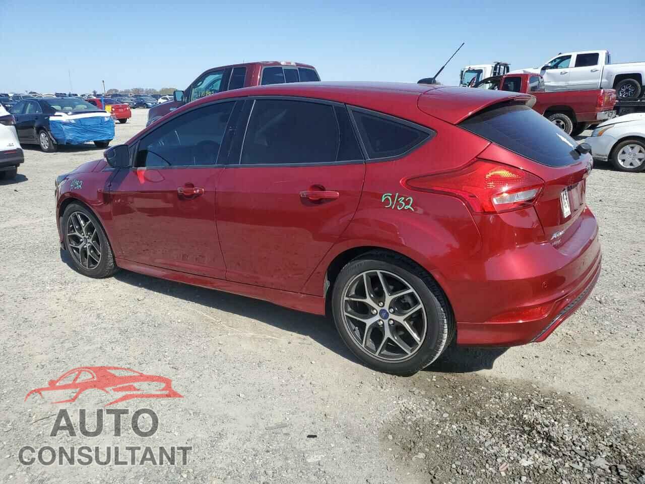 FORD FOCUS 2015 - 1FADP3K29FL293956