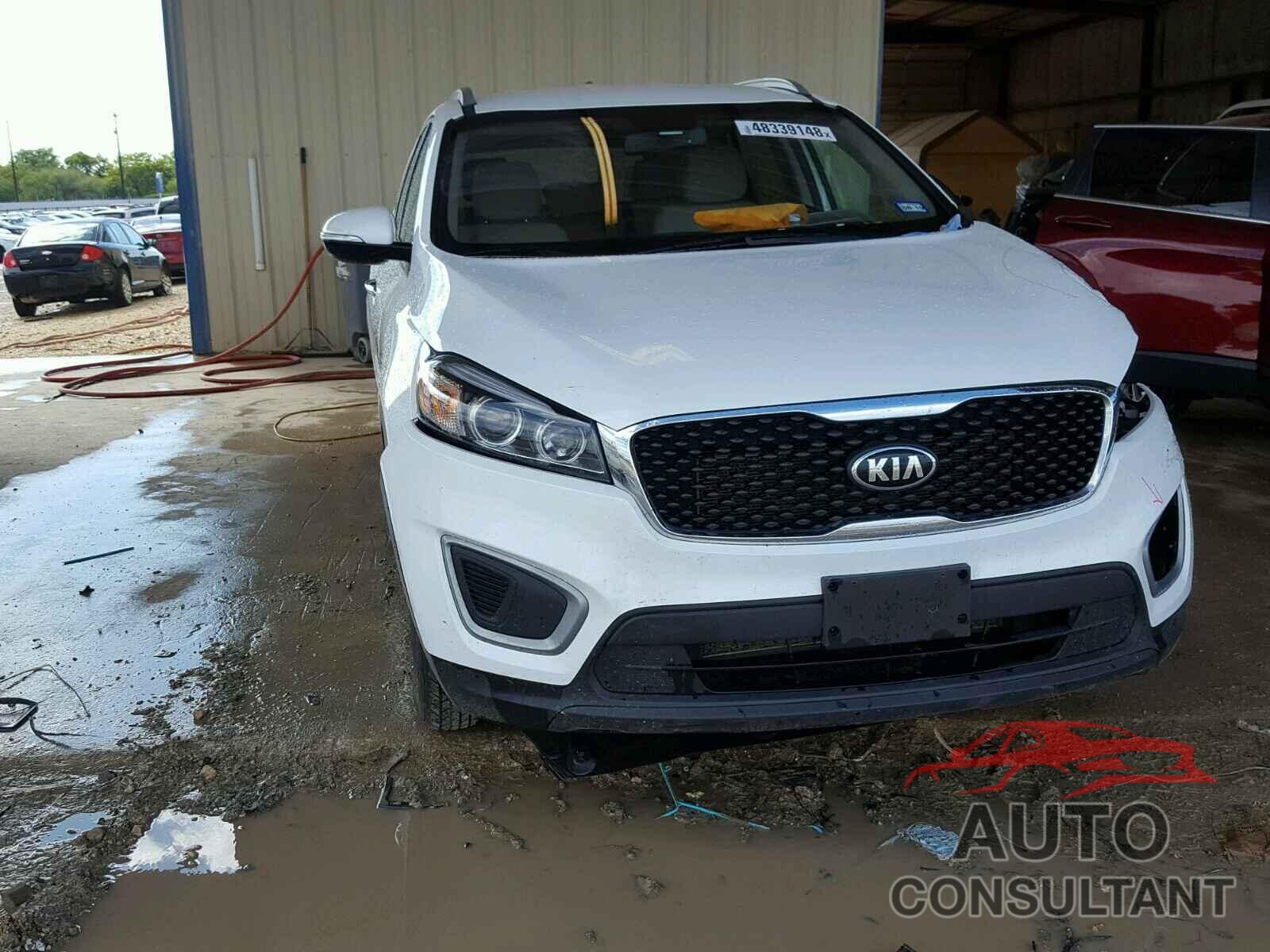 KIA SORENTO LX 2016 - 5XYPG4A37GG055656