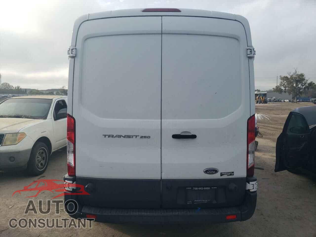 FORD TRANSIT 2016 - 1FTYR2CM4GKA68092