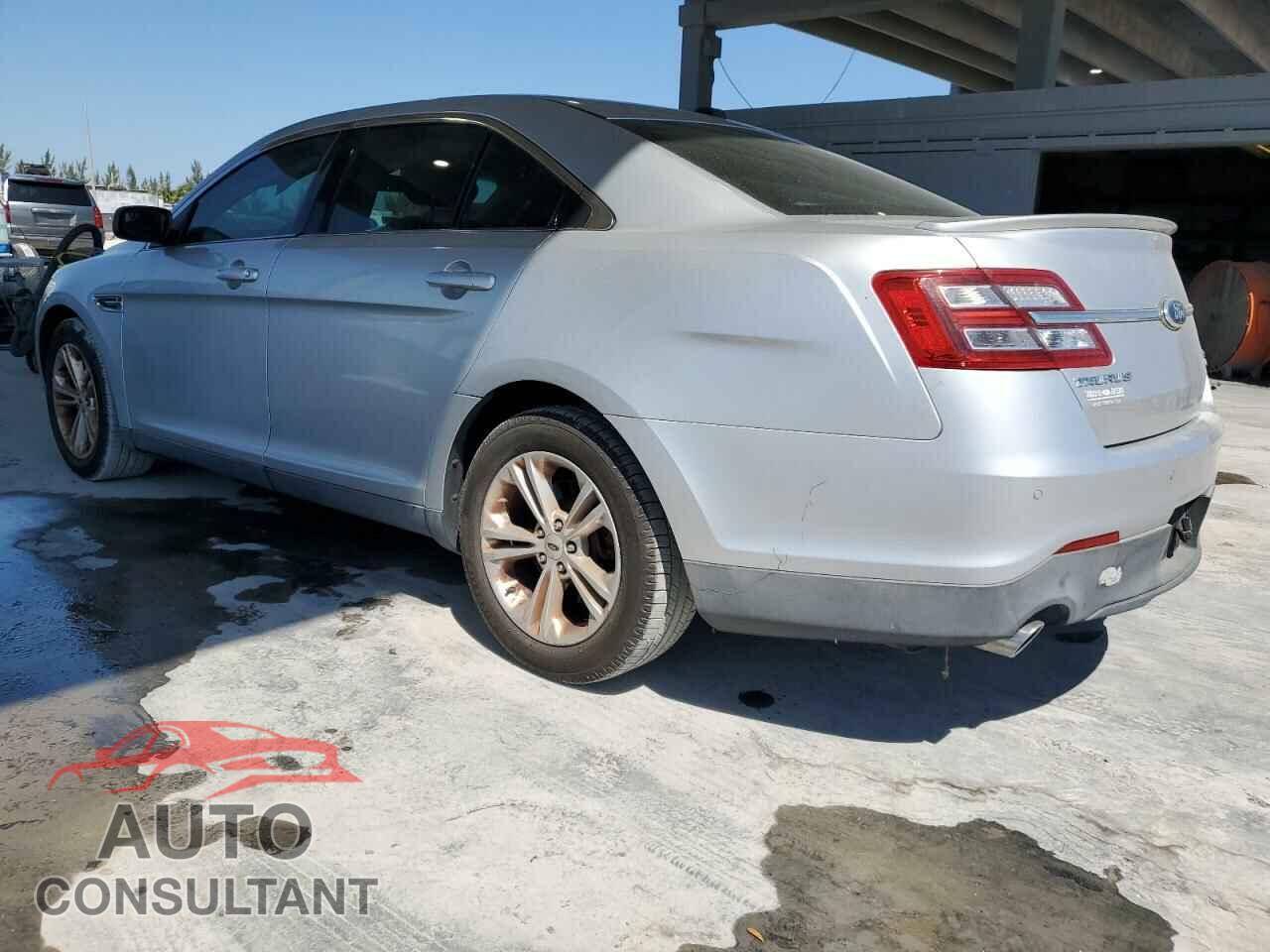 FORD TAURUS 2013 - 1FAHP2E88DG170974