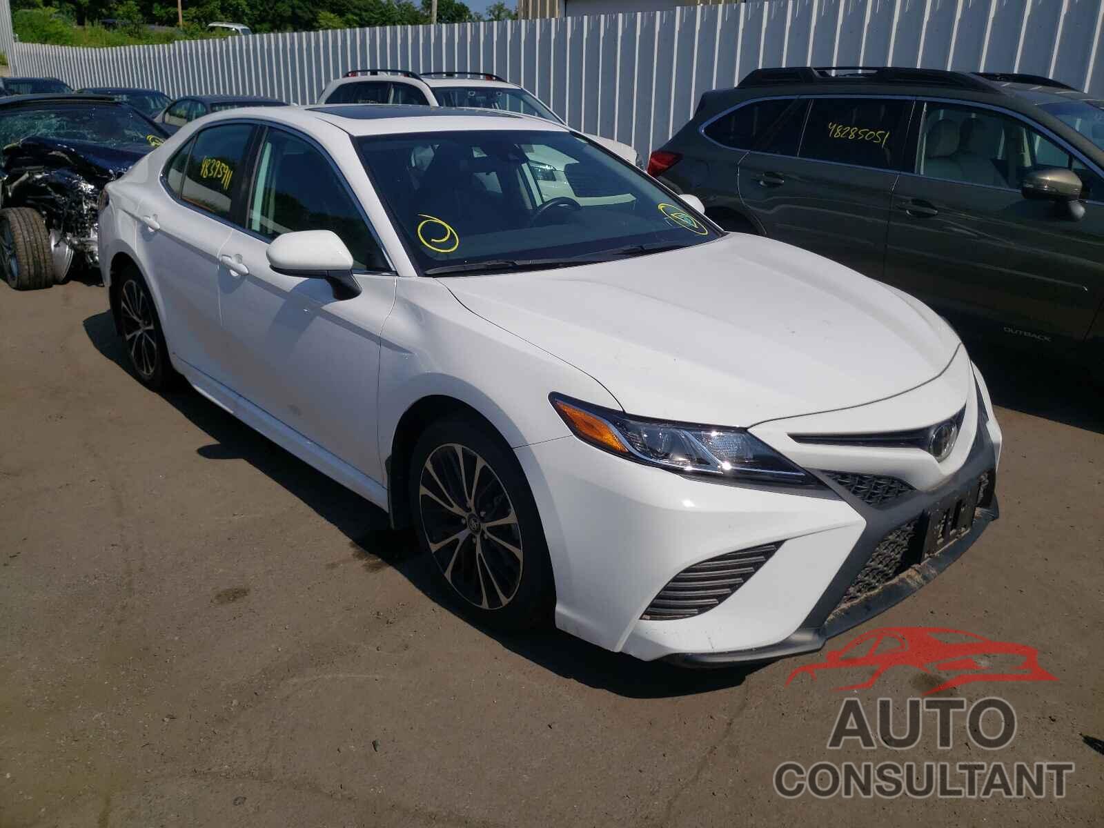 TOYOTA CAMRY 2019 - 4T1B11HK7KU820228