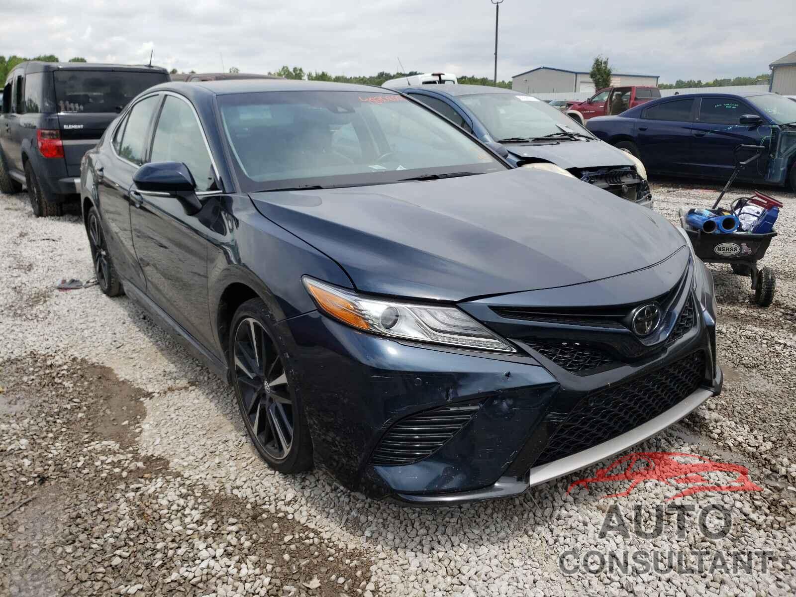TOYOTA CAMRY 2018 - 4T1B61HK1JU639593