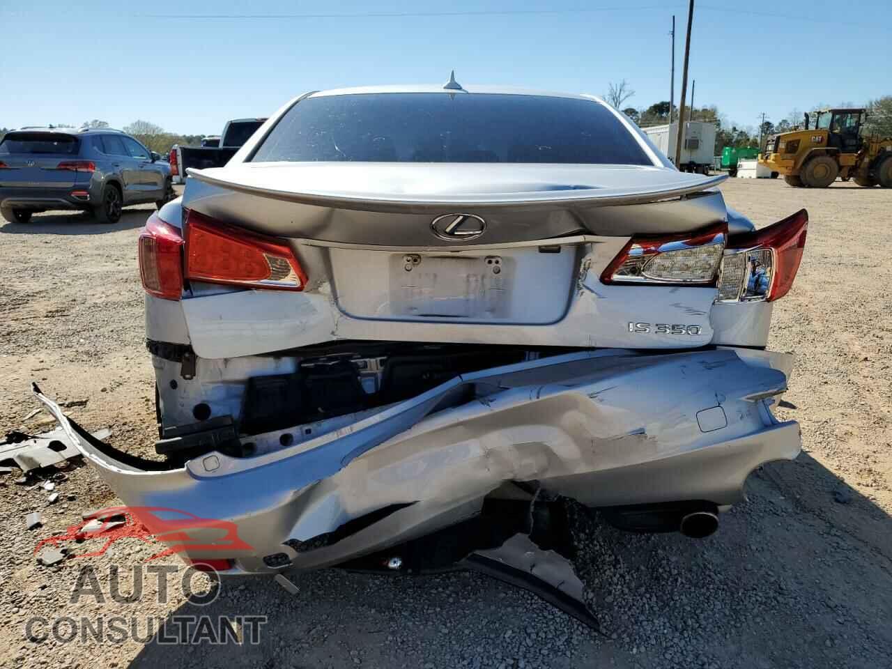LEXUS IS 2011 - JTHBF5C22B2100513
