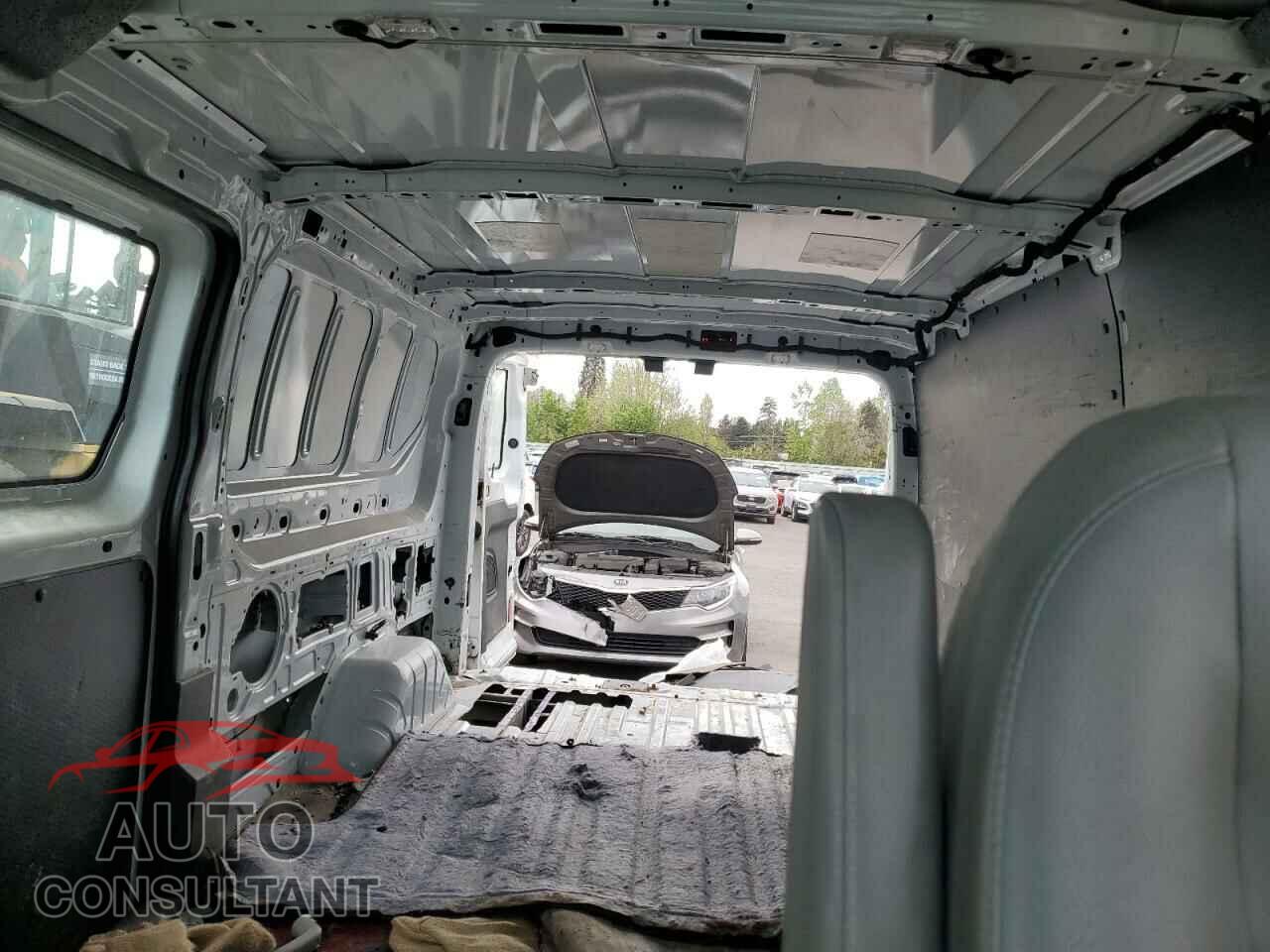 FORD TRANSIT 2017 - 1FTYR2YM8HKA96780