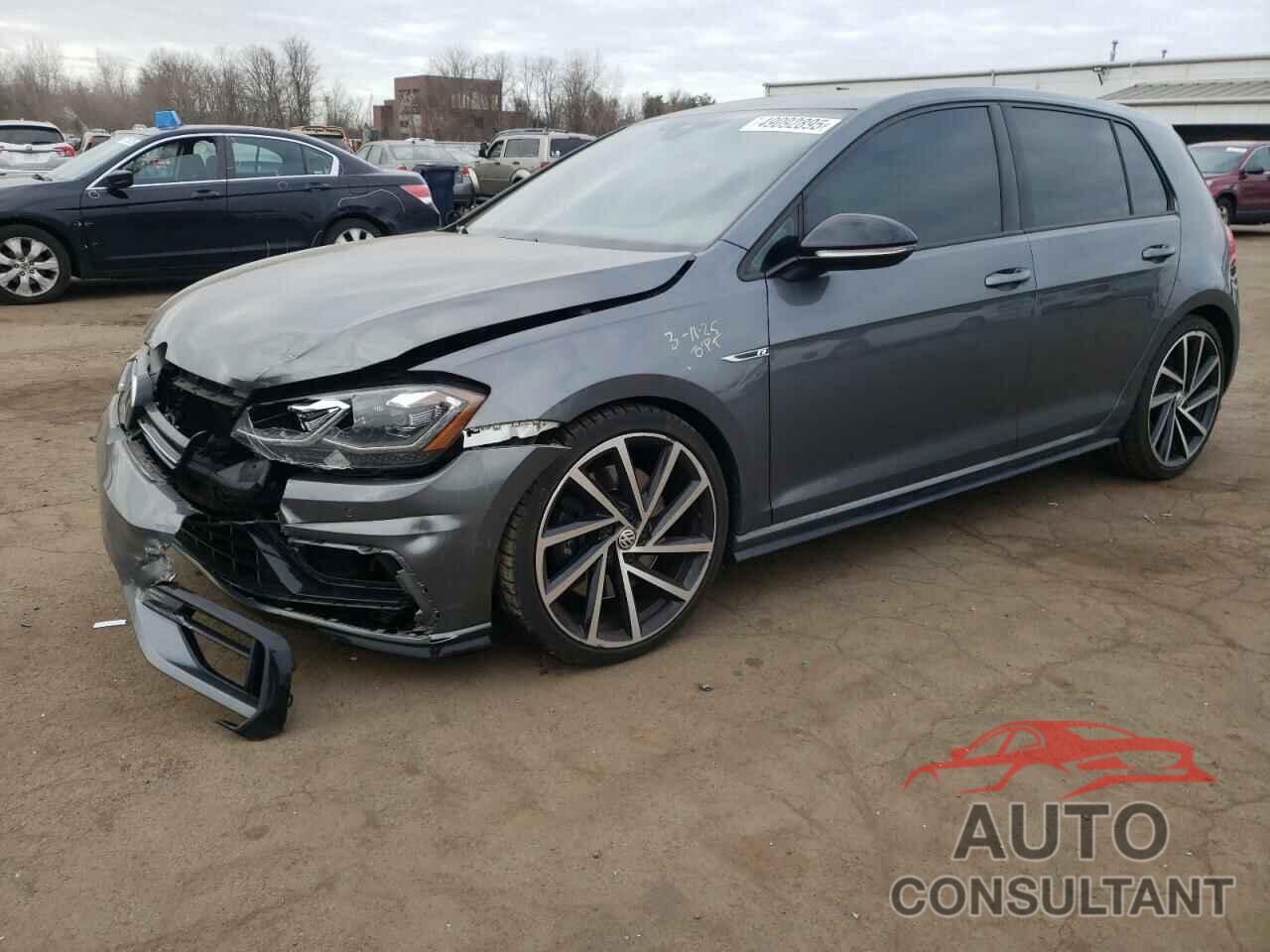 VOLKSWAGEN GOLF 2018 - WVWWF7AU0JW087092