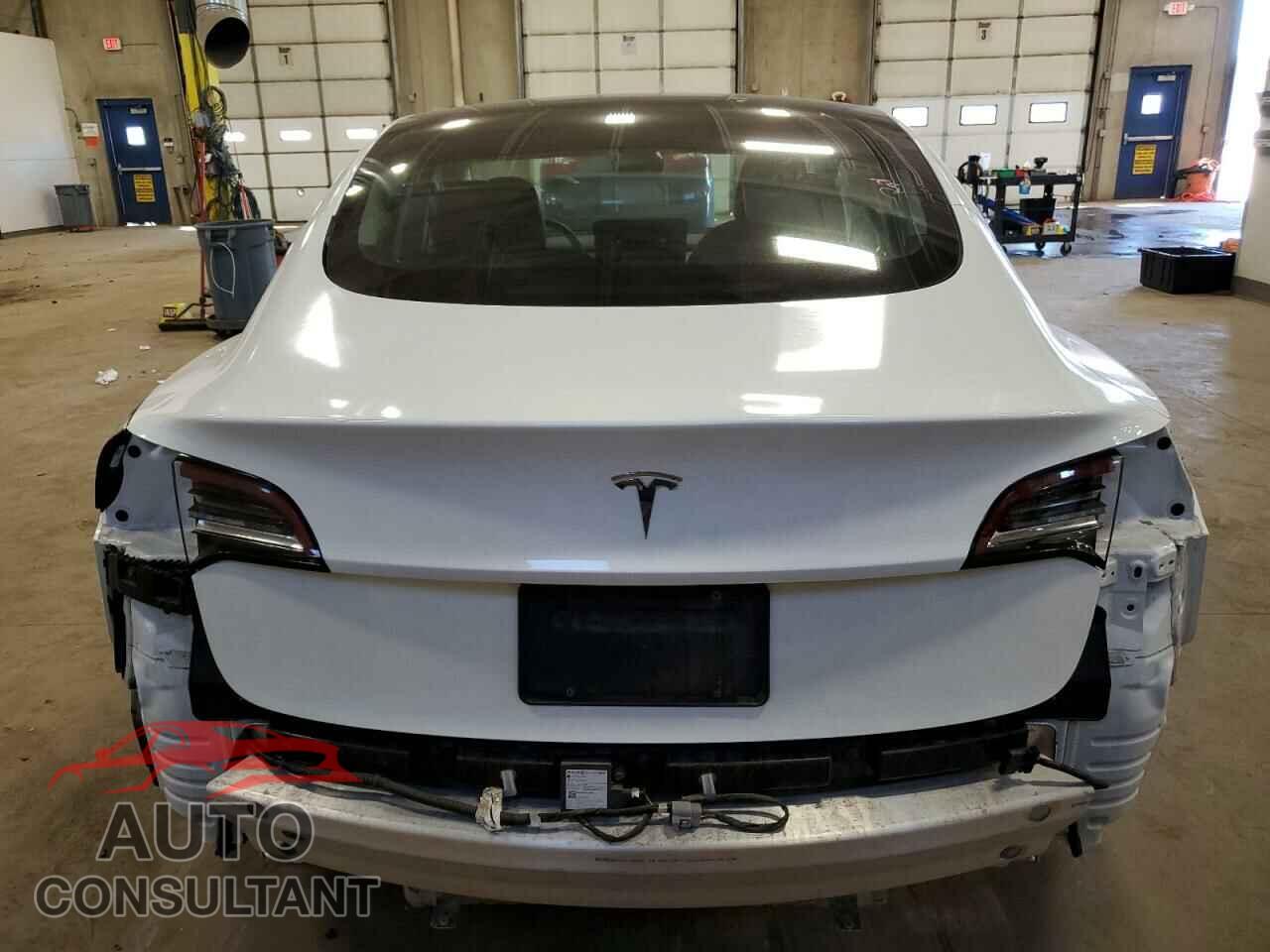TESLA MODEL 3 2021 - 5YJ3E1EA2MF062190