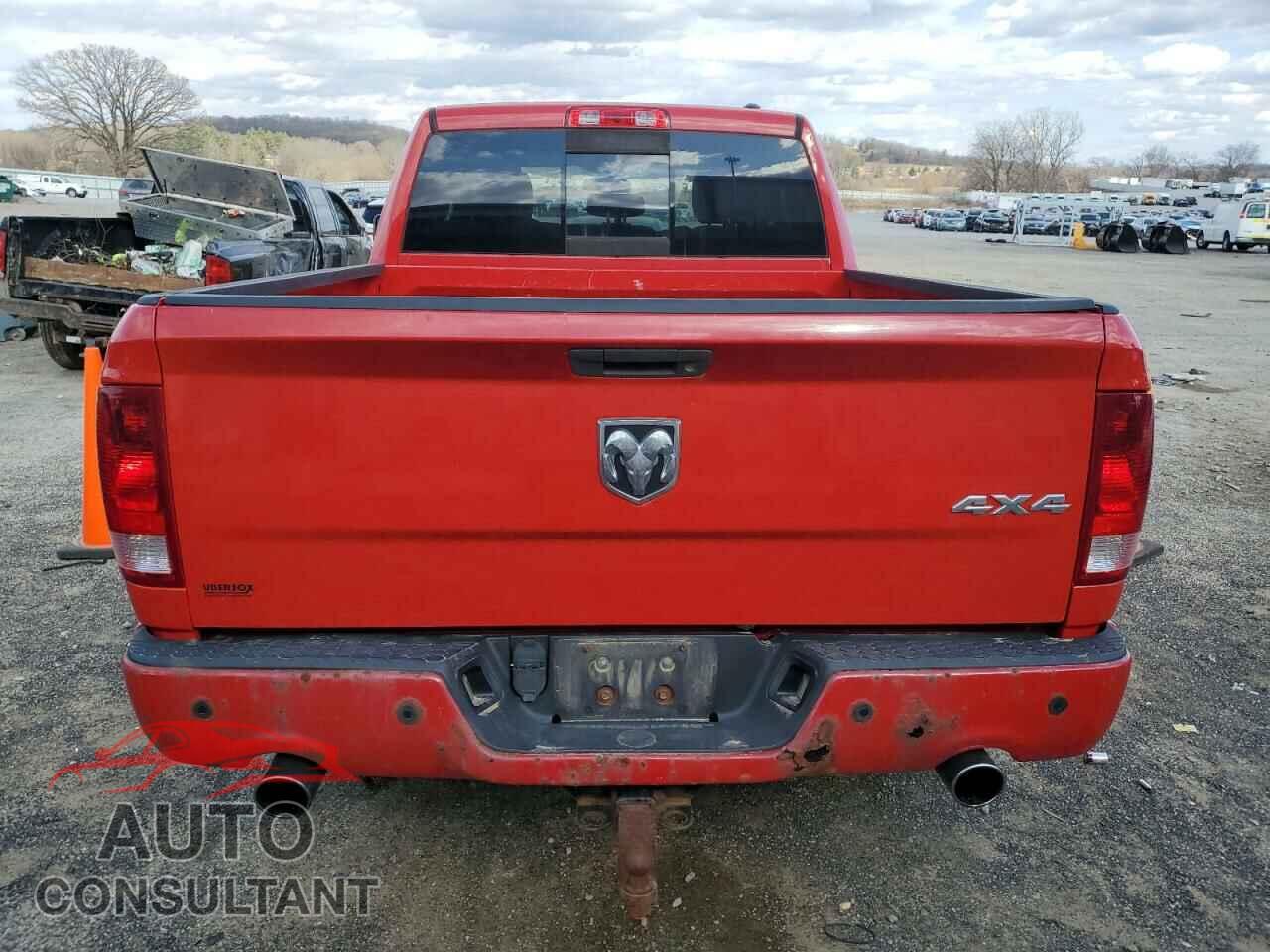 DODGE RAM 1500 2012 - 1C6RD7HT2CS108266
