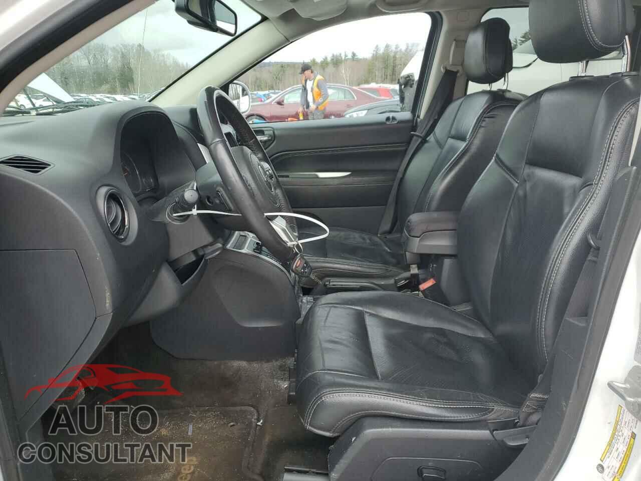JEEP COMPASS 2017 - 1C4NJDEBXHD133602