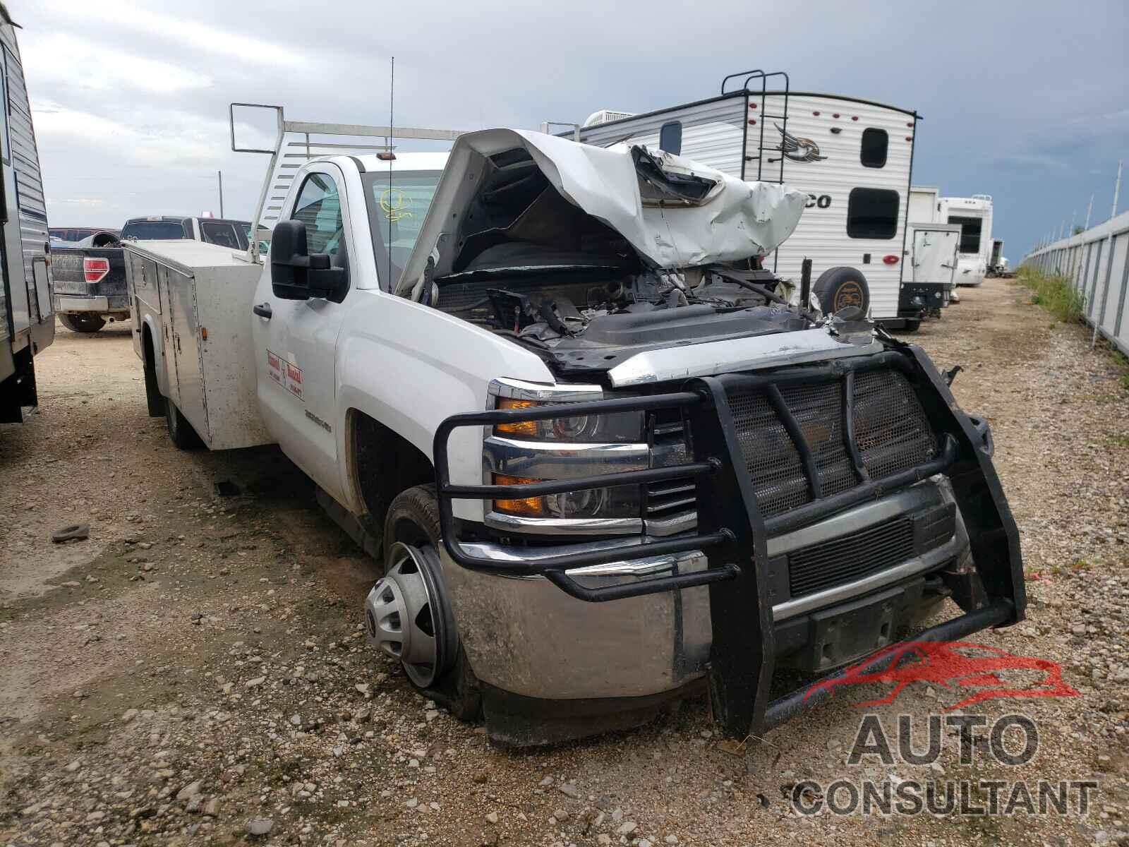 CHEVROLET SILVERADO 2018 - 1GB3CYCY8JF151711