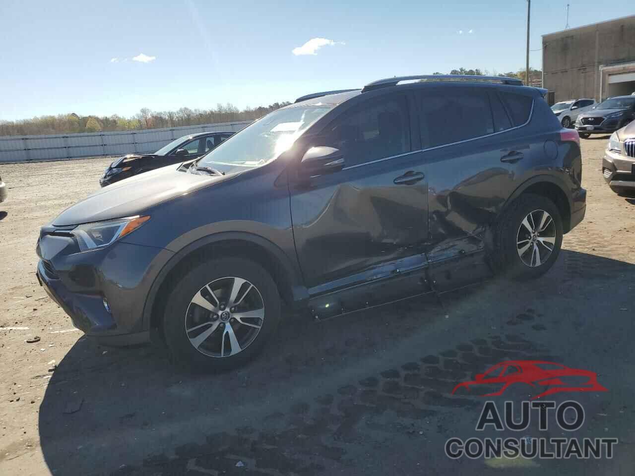 TOYOTA RAV4 2017 - JTMWFREV0HJ718803
