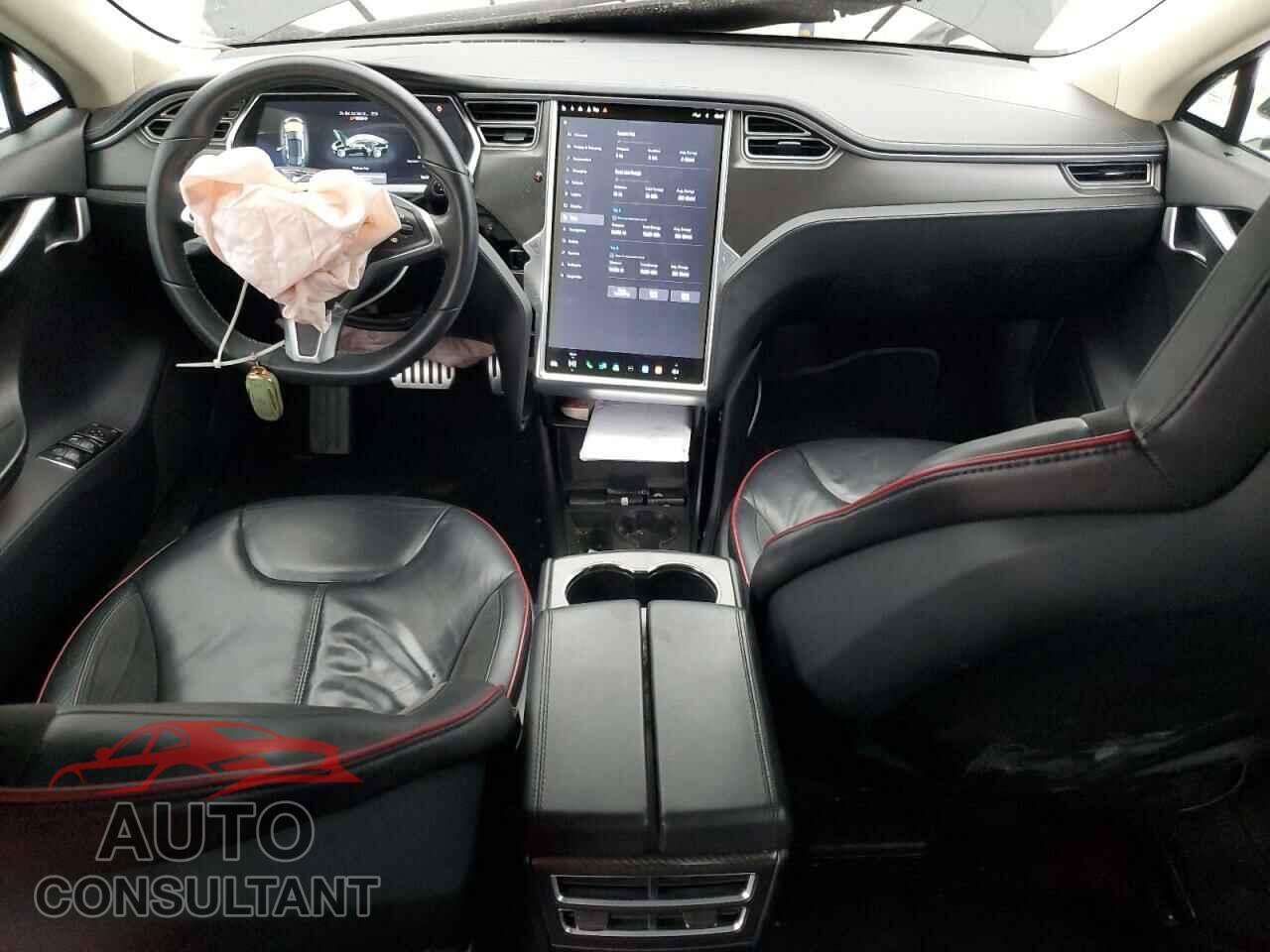 TESLA MODEL S 2013 - 5YJSA1DP5DFP24180