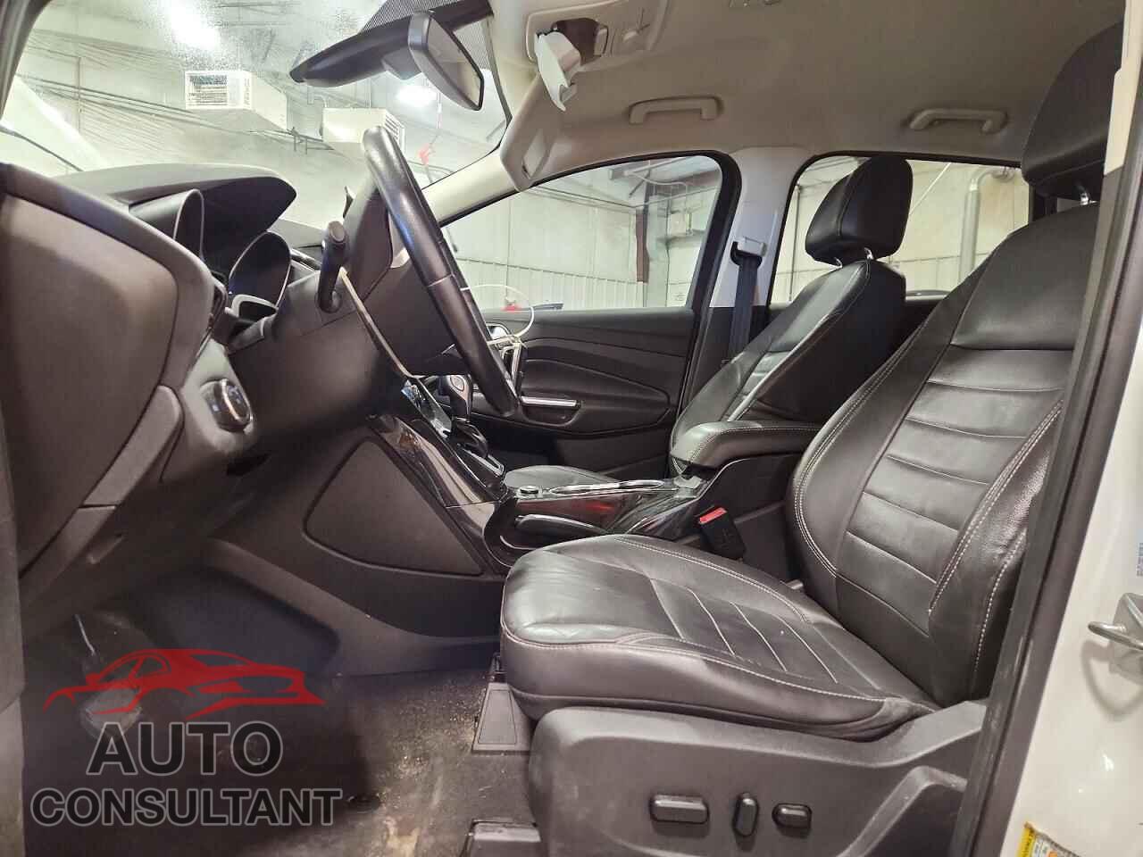 FORD ESCAPE 2014 - 1FMCU9J90EUD62425