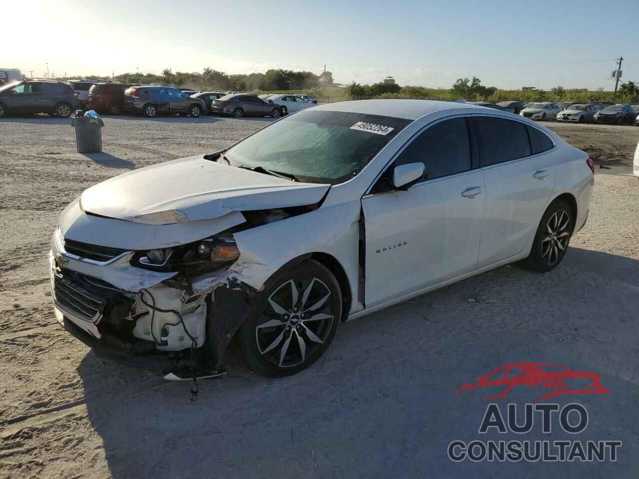 CHEVROLET MALIBU 2017 - 1G1ZE5ST7HF264492
