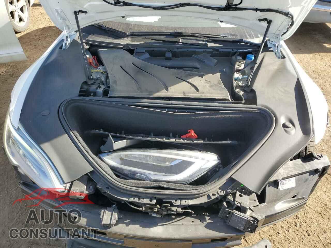 TESLA MODEL S 2018 - 5YJSA1E29JF300175