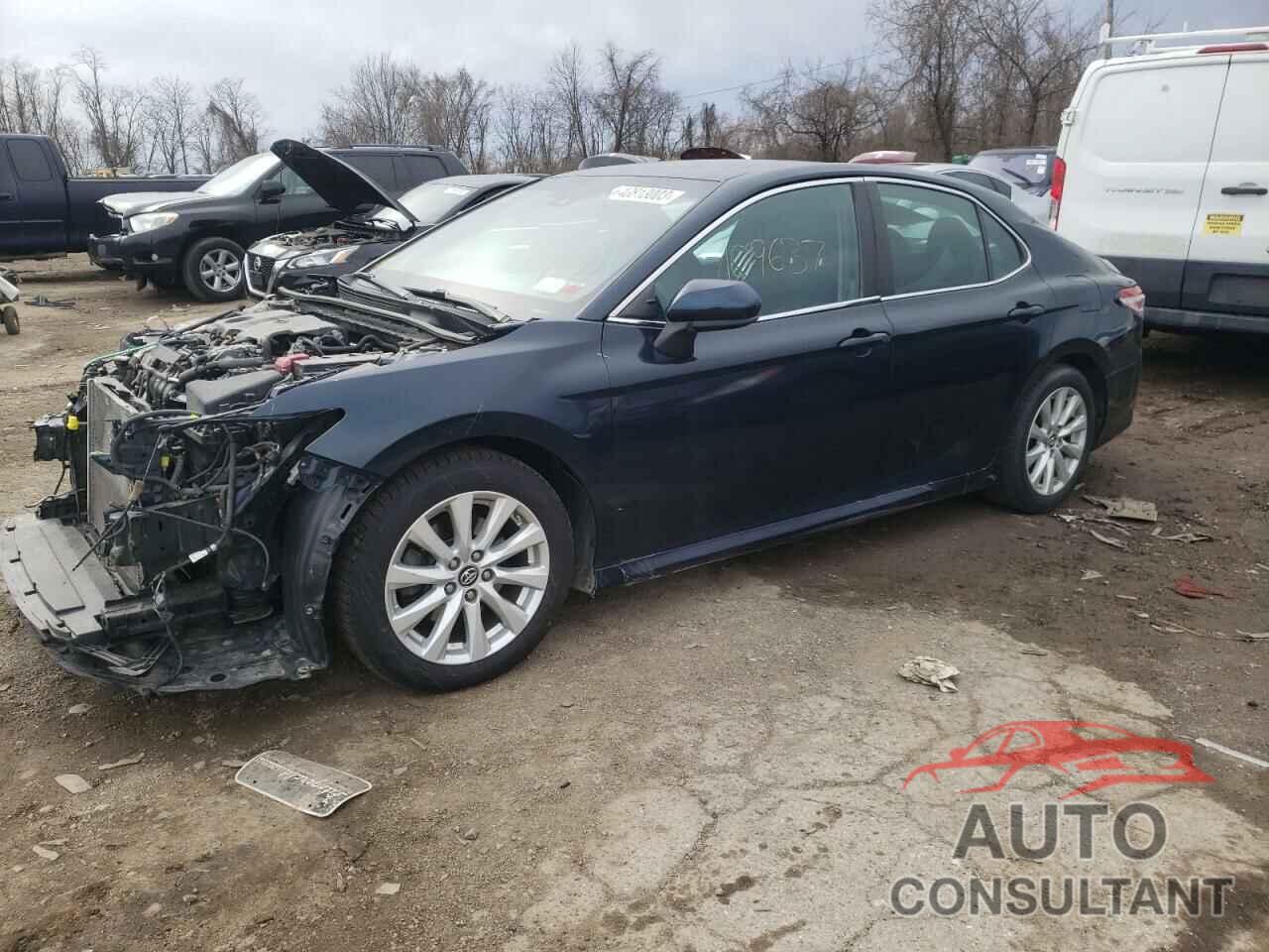 TOYOTA CAMRY 2018 - 4T1B11HK3JU581887